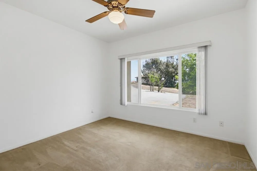 171 Dawn View Way El Cajon, CA 92021 - Photo 34 of 75