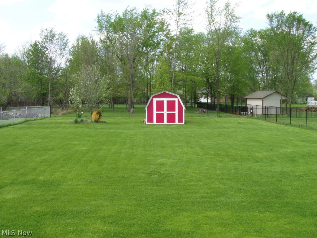 13132 Whitney Road Strongsville, OH 44136 - Photo 20 of 21 Fenced area of rear yard