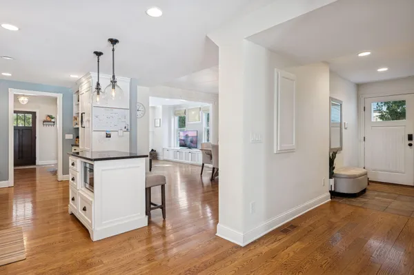 $13,995 | 5 Cooper Avenue, Edina, MN 55436