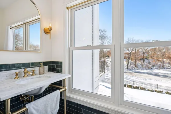 $13,995 | 5 Cooper Avenue, Edina, MN 55436