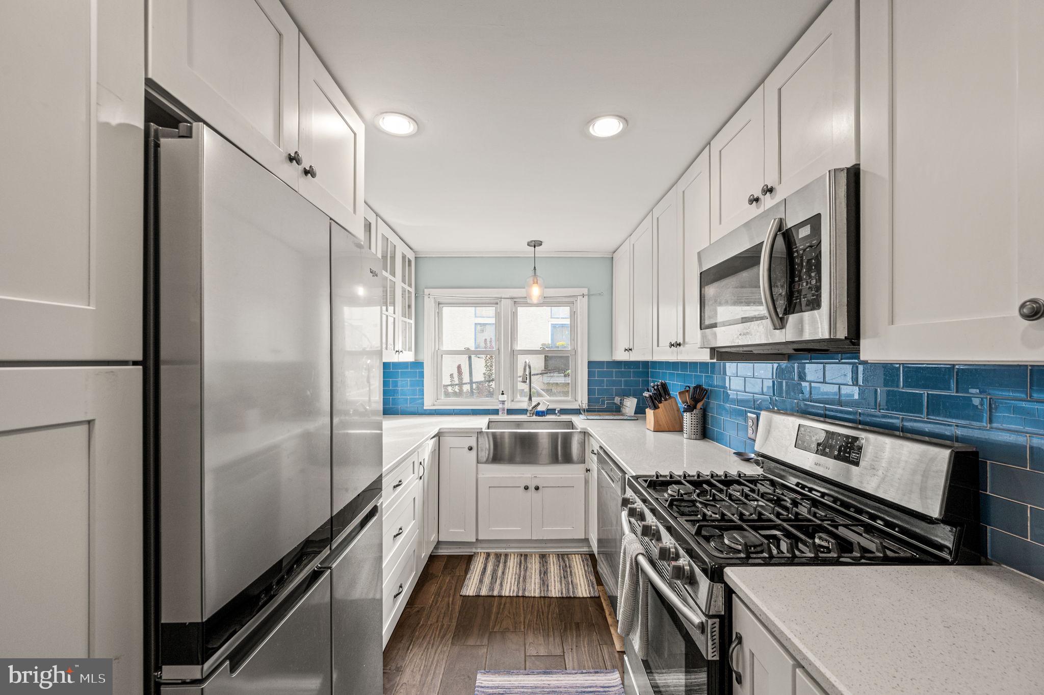 4432 Fleming Street Philadelphia, PA 19128 - Photo 3 of 25