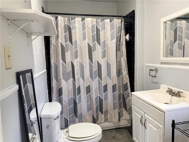 $1,100 | 1380 Magazine Street, Unit 2A, New Orleans, LA 70130