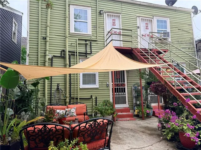 $1,100 | 1380 Magazine Street, Unit 2A, New Orleans, LA 70130
