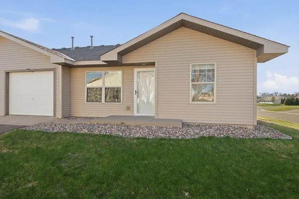 $210,000 | 300 Cedar Street, Unit 15, Baldwin, WI 54002