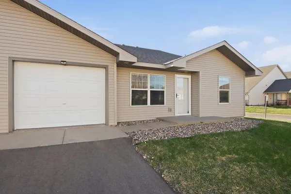 $210,000 | 300 Cedar Street, Unit 15, Baldwin, WI 54002