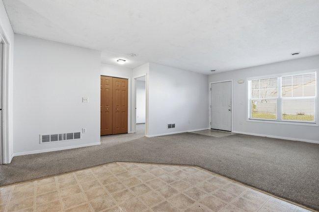 300 Cedar Street, Unit 15 Baldwin, WI 54002 - Photo 4 of 18