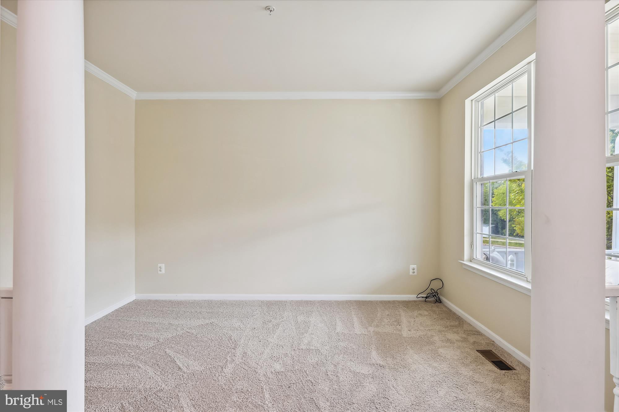 3301 Wendells Lane Accokeek, MD 20607 - Photo 14 of 56 Living Room