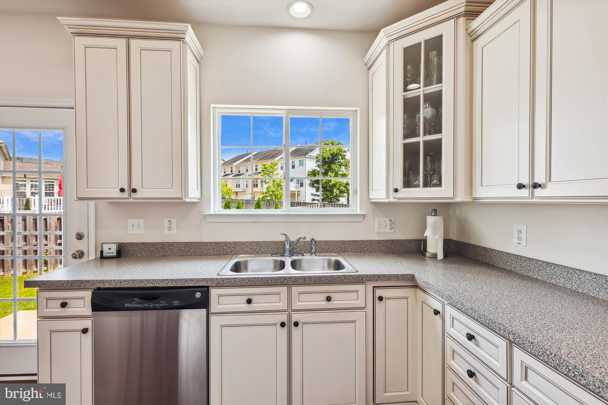 3301 Wendells Lane Accokeek, MD 20607 - Photo 21 of 56 Kitchen