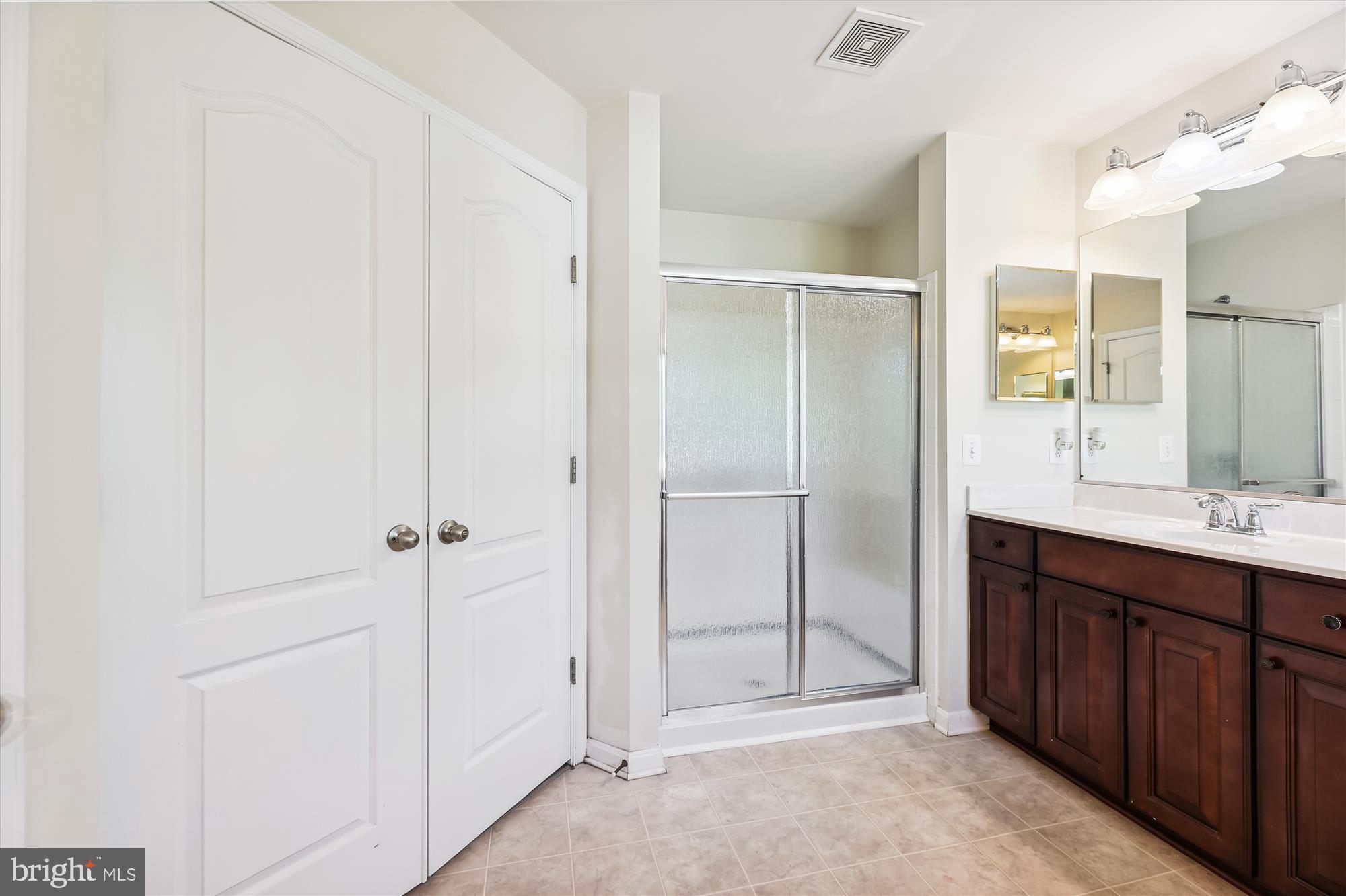 3301 Wendells Lane Accokeek, MD 20607 - Photo 39 of 56 Primary Bath