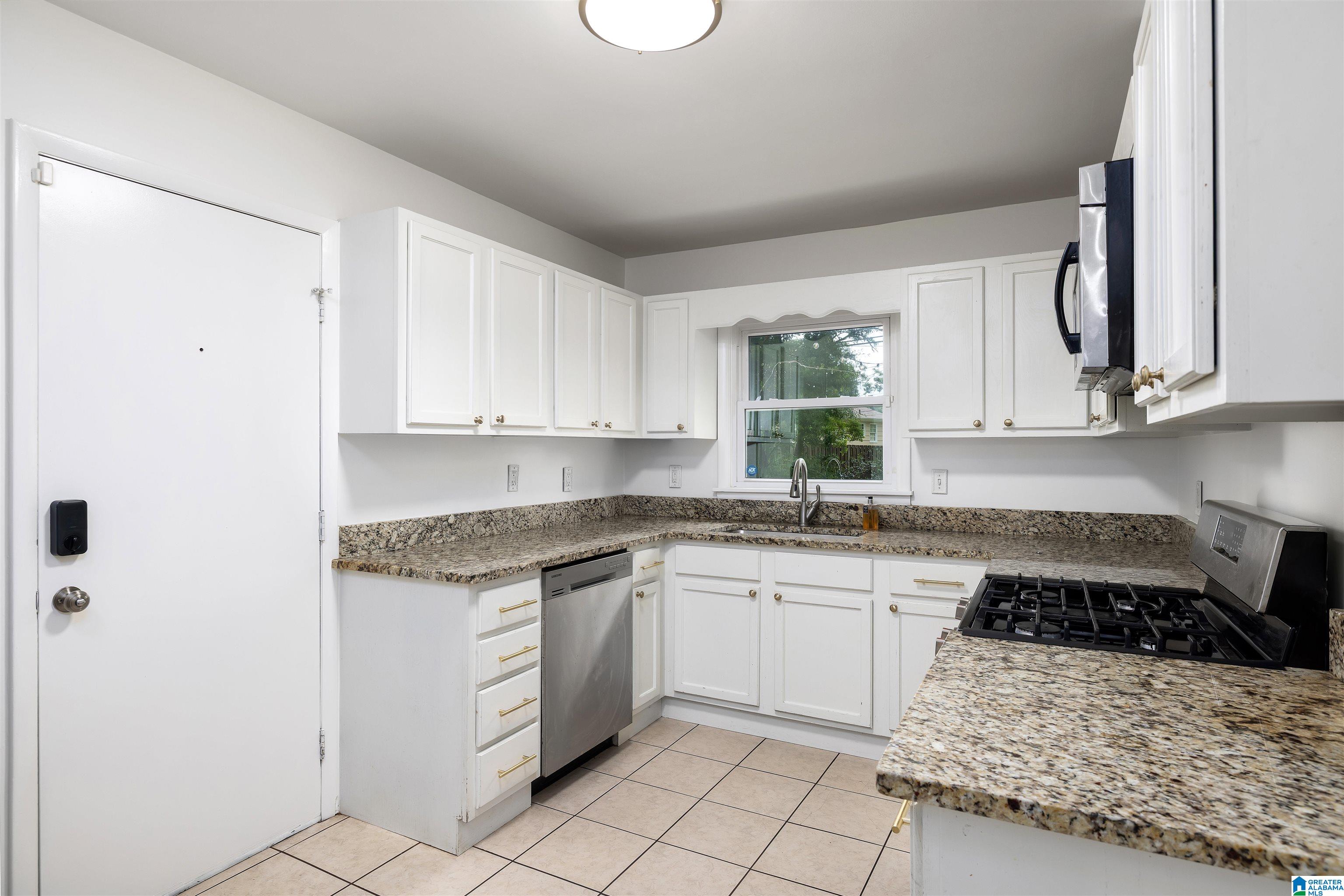 133 Oxmoor Road Birmingham, AL 35209 - Photo 11 of 29