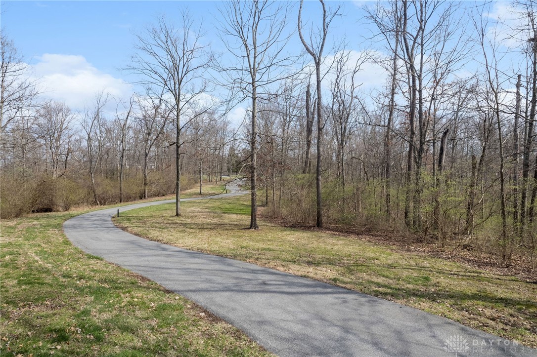 566-568 Locust Run Road Cincinnati, OH 45245 - Photo 15 of 18 Gallery Image 15