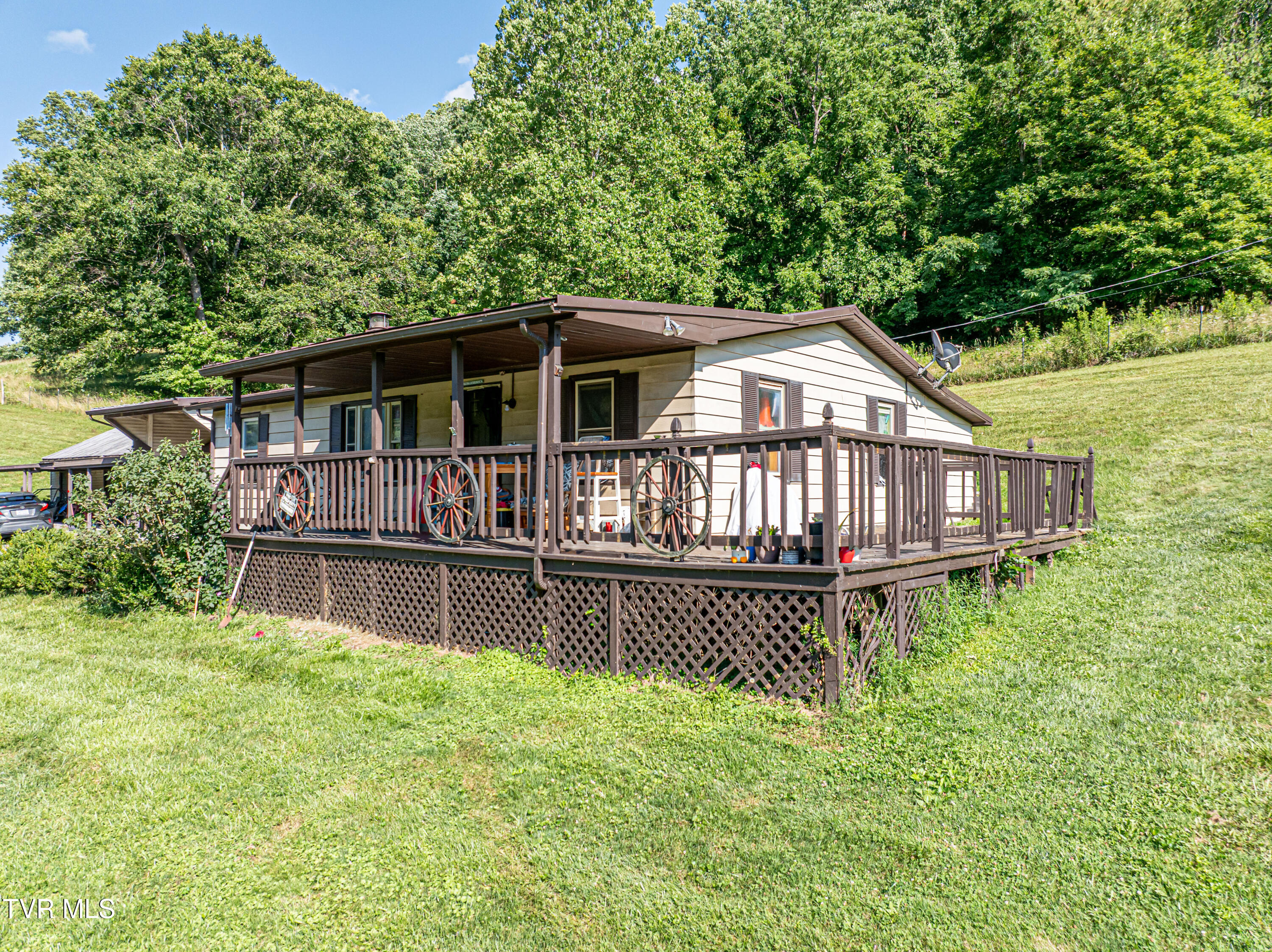 4432 Walker Mountain Road Bristol, VA 24202 - Photo 3 of 73 Walker Mountain-11