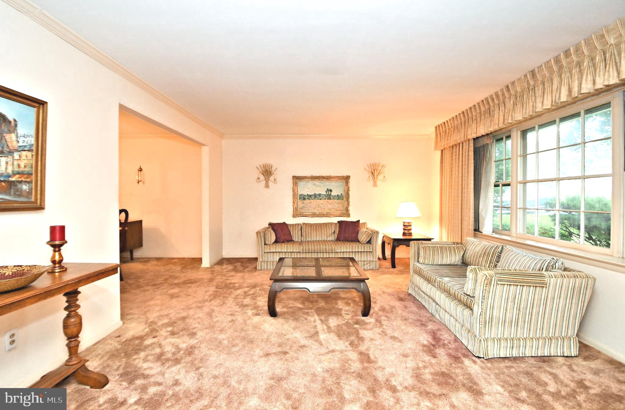 1669 Kenmare Drive Dresher, PA 19025 - Photo 5 of 29 Living room - pristine hardwood under carpeting