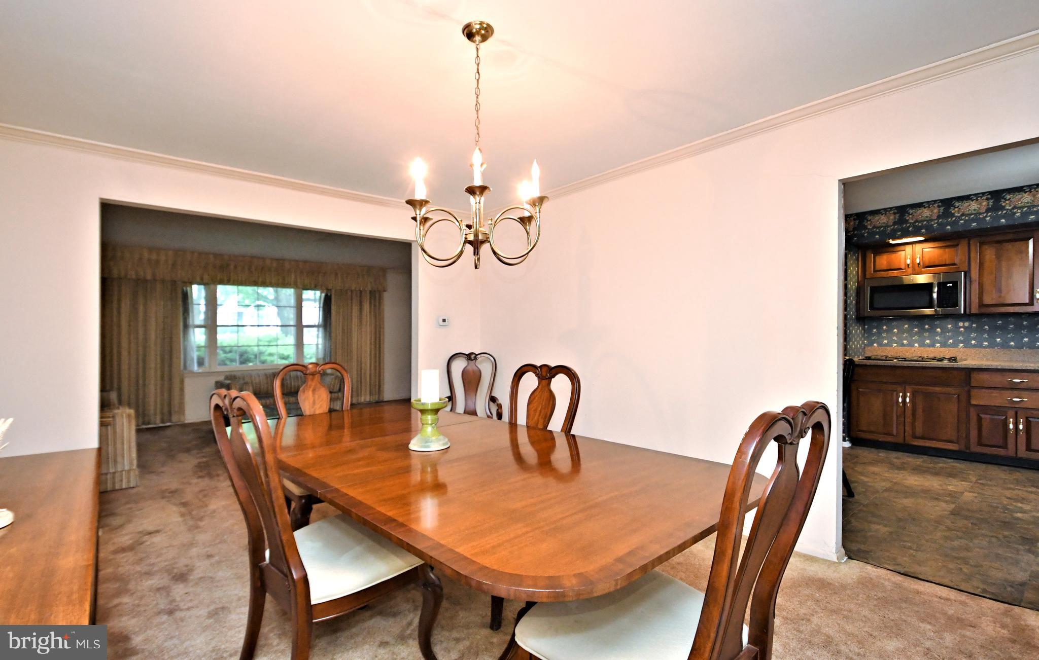 1669 Kenmare Drive Dresher, PA 19025 - Photo 8 of 29 Dining room with upgraded lighting fixture