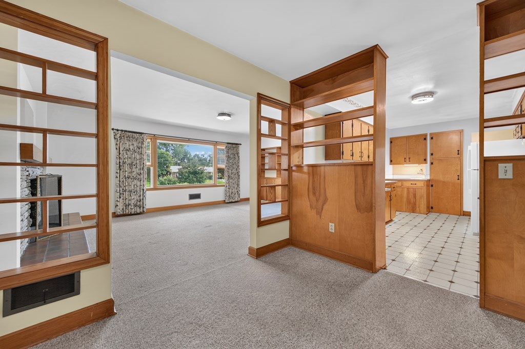 213 East Buck Avenue Rural Retreat, VA 24368 - Photo 21 of 86 Gallery Image 21