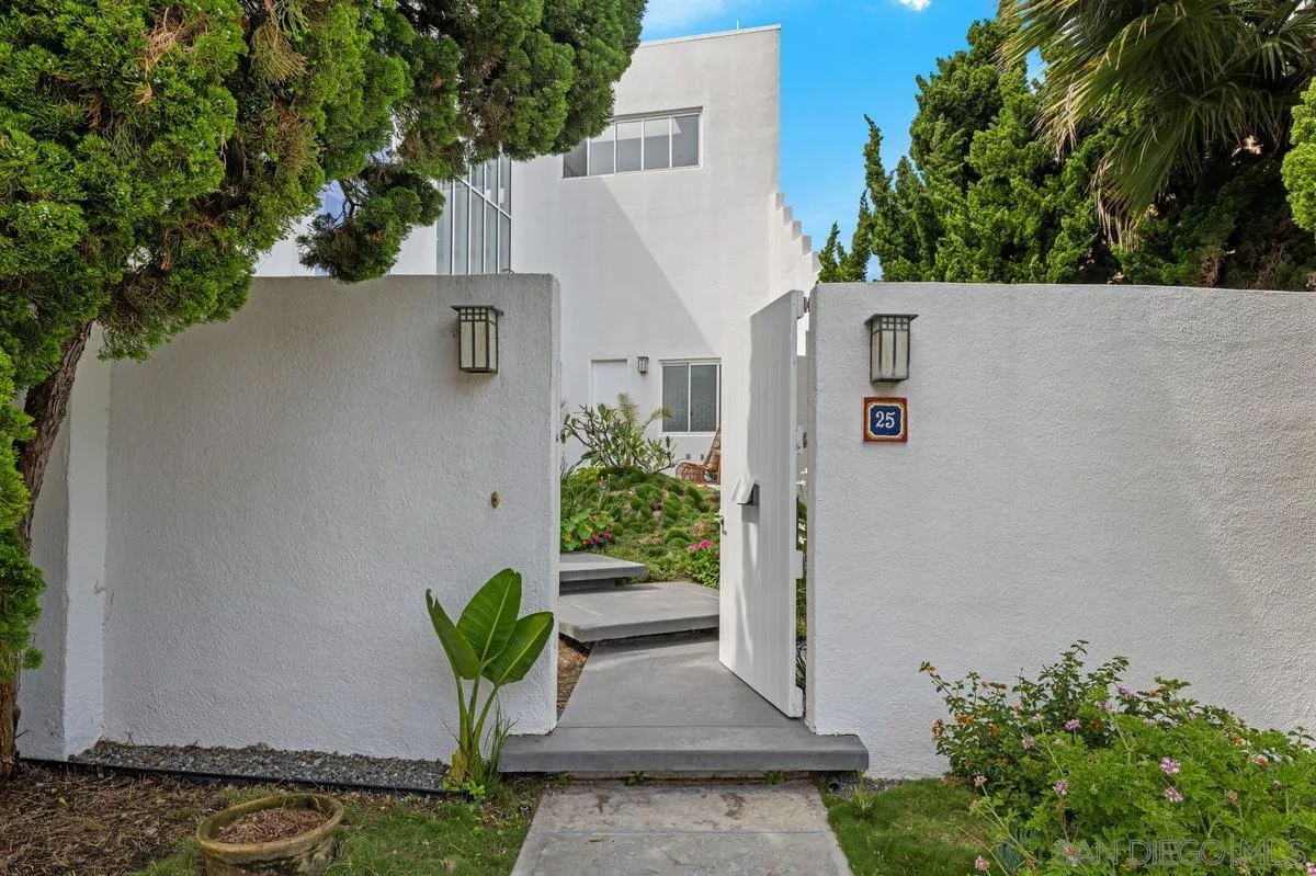 25 Green Turtle Road Coronado, CA 92118 - Photo 2 of 51 Gallery Image 2