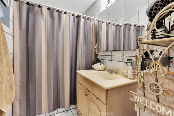 $744,999 | 401 Dixford Lane, La Puente, CA 91744