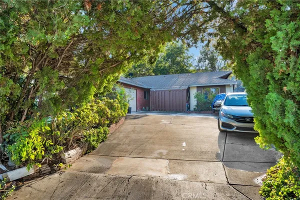 $744,999 | 401 Dixford Lane, La Puente, CA 91744