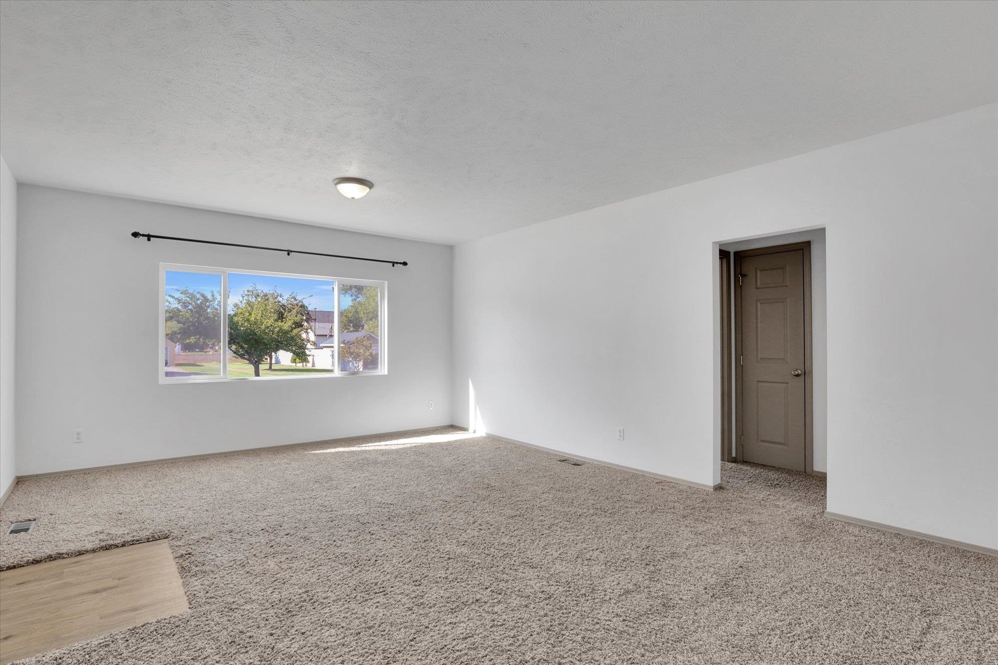 4700 North Adams Road Spokane Valley, WA 99216 - Photo 6 of 43