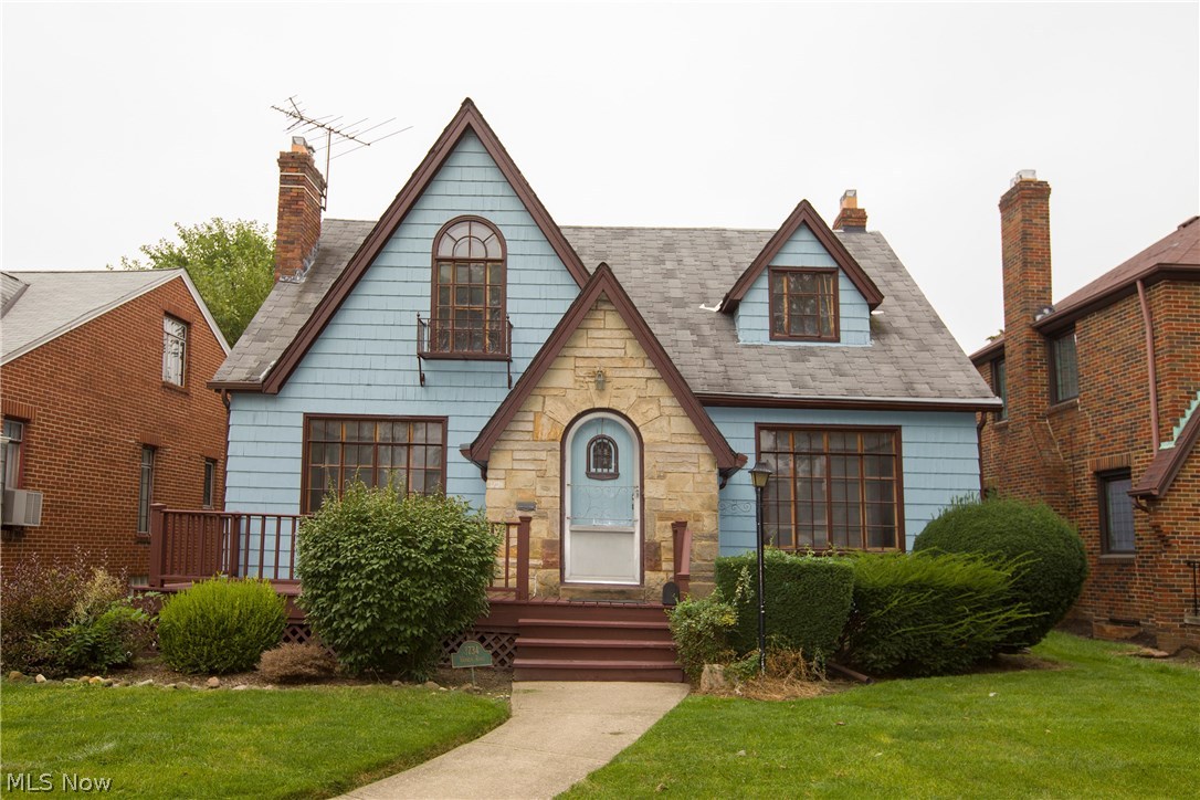 3734 Warren Road Cleveland, OH 44111 - Photo 1 of 33 Gallery Image 1