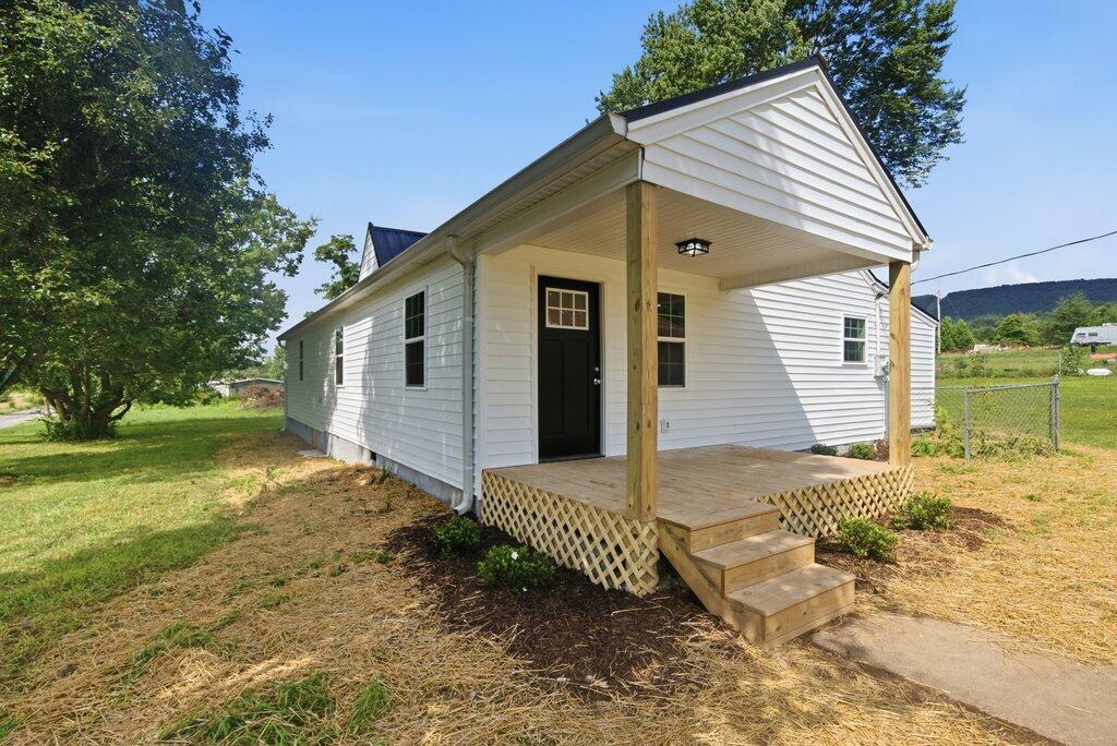 1000 Cemetery Road Spring City, TN 37381 - Photo 24 of 32 005_dsc05851_203