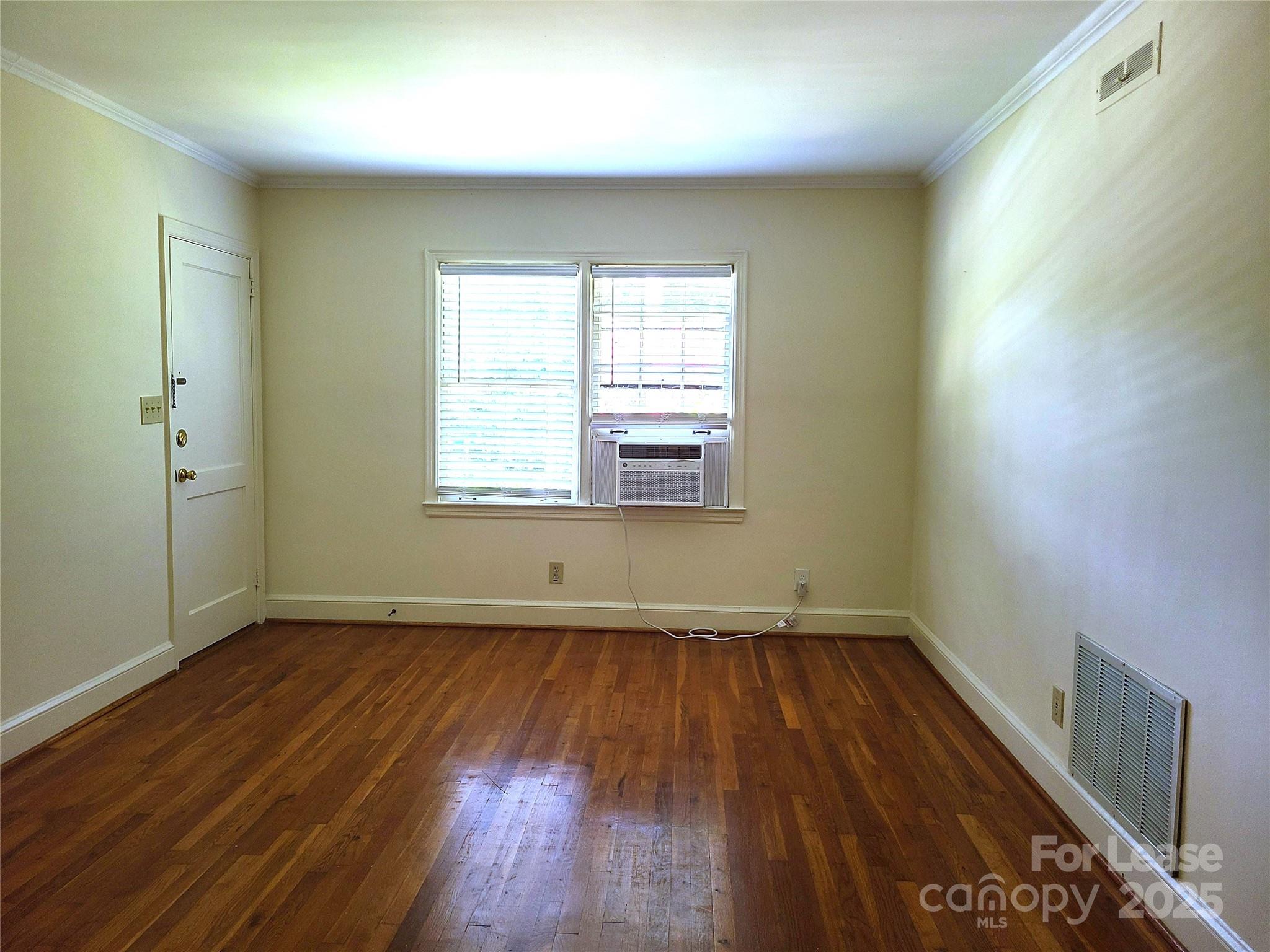 2357 Sharon Road, Unit 3 Charlotte, NC 28211 - Photo 4 of 12