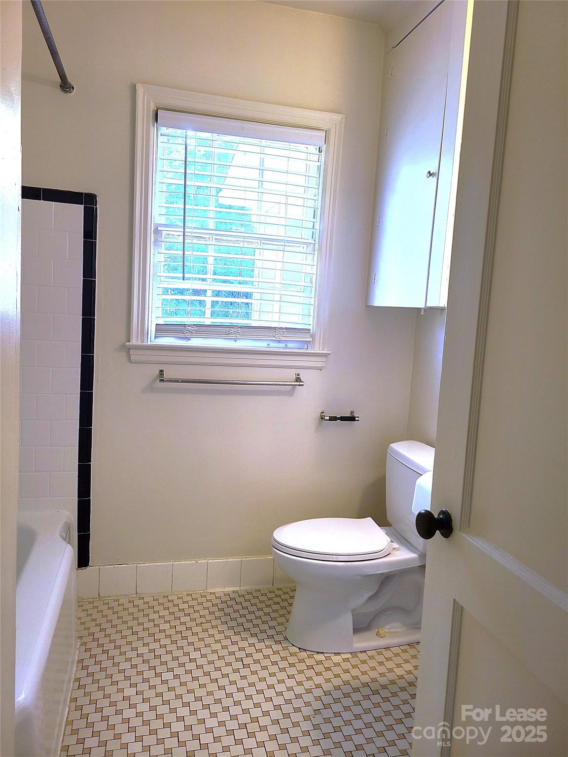 2357 Sharon Road, Unit 3 Charlotte, NC 28211 - Photo 8 of 12