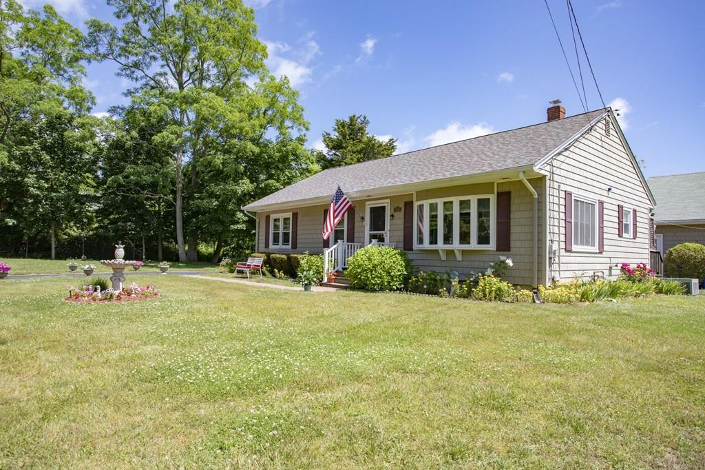 241 Alden Road Fairhaven, MA 02719 - Photo 3 of 41