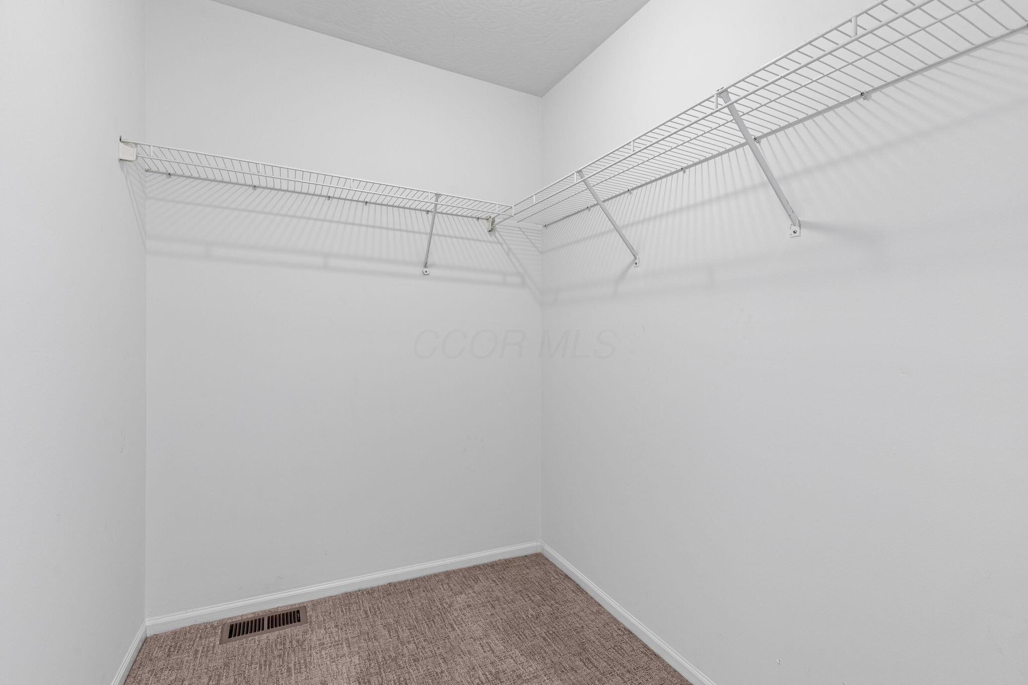279 Richards Circle Delaware, OH 43015 - Photo 27 of 60 Walk In Closet
