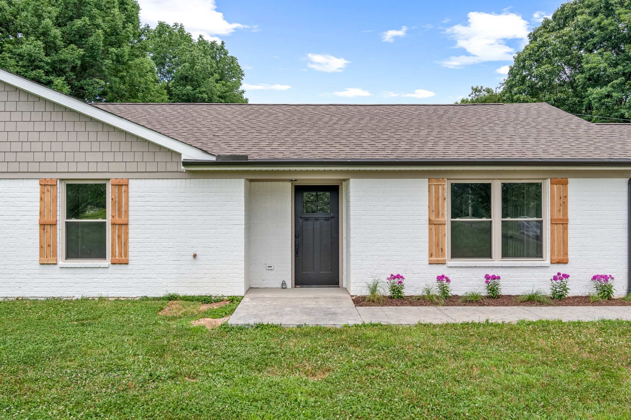 136 Pack Annex Road White Bluff, TN 37187 - Photo 5 of 64 Gallery Image 5