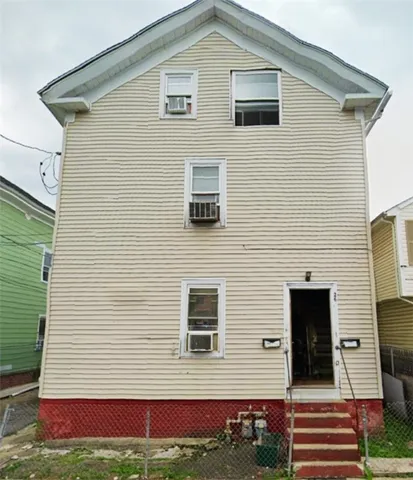$1,800 | 26 Hollis Street, Unit 1, Providence, RI 02907