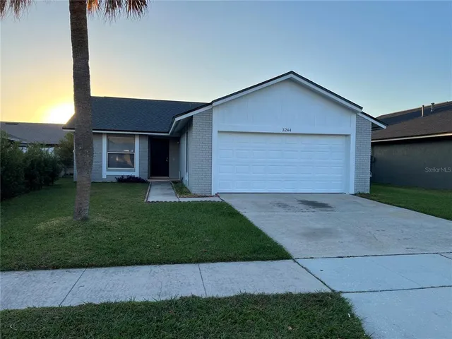 $2,500 | 3244 Moccasin Drive, Kissimmee, FL 34746