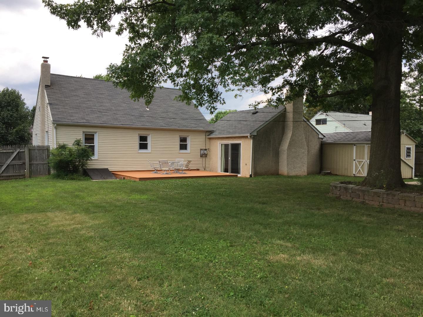 503 Crestview Road Lansdale, PA 19446 - Photo 22 of 25 Exterior Back