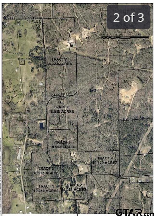 3 Venus Road Gladewater, TX 75647 - Photo 6 of 9 a bathroom with a shower