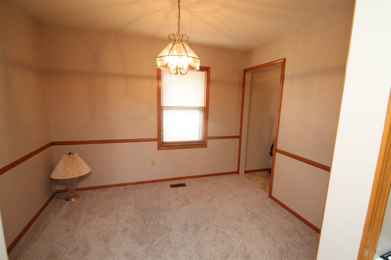 9808 Rainer Pass Fort Wayne, IN 46804 - Photo 12 of 35