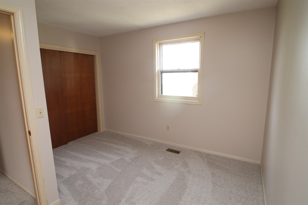 9808 Rainer Pass Fort Wayne, IN 46804 - Photo 27 of 35