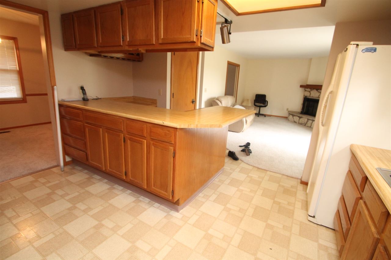 9808 Rainer Pass Fort Wayne, IN 46804 - Photo 9 of 35