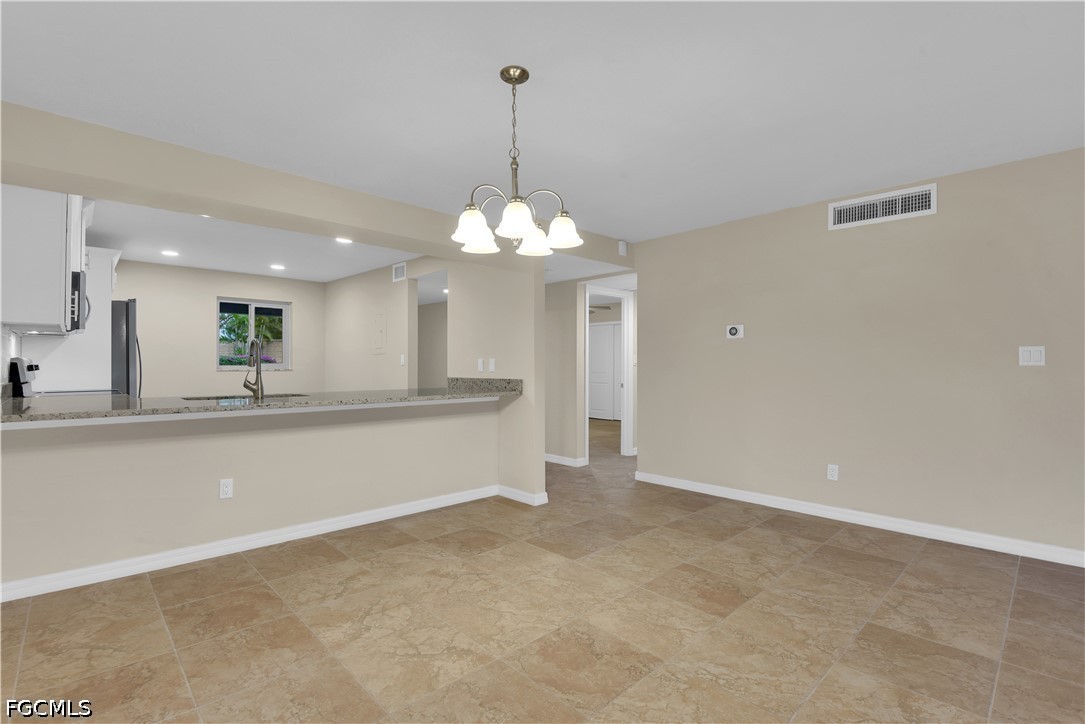 16560 Partridge Place Road, Unit 103 Fort Myers, FL 33908 - Photo 4 of 32 Gallery Image 4