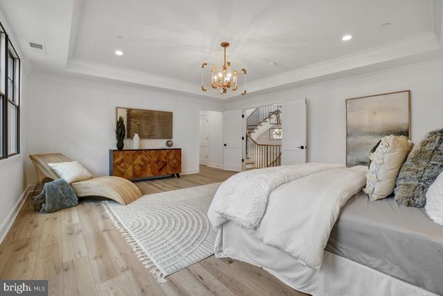 $4,635,000 | 9505 Brooke Drive, Bethesda, MD 20817