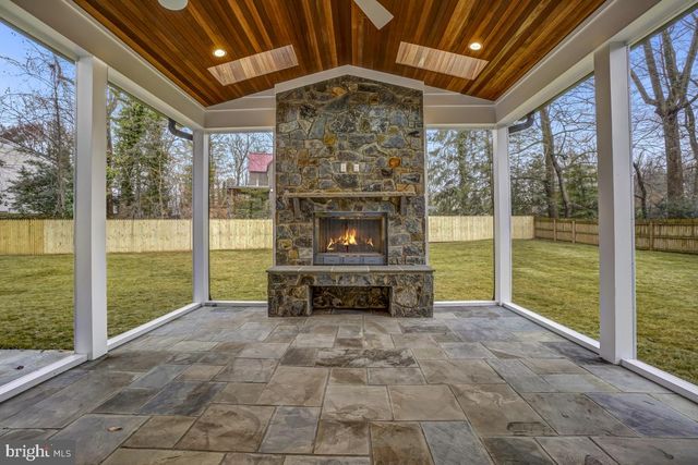 $4,635,000 | 9505 Brooke Drive, Bethesda, MD 20817