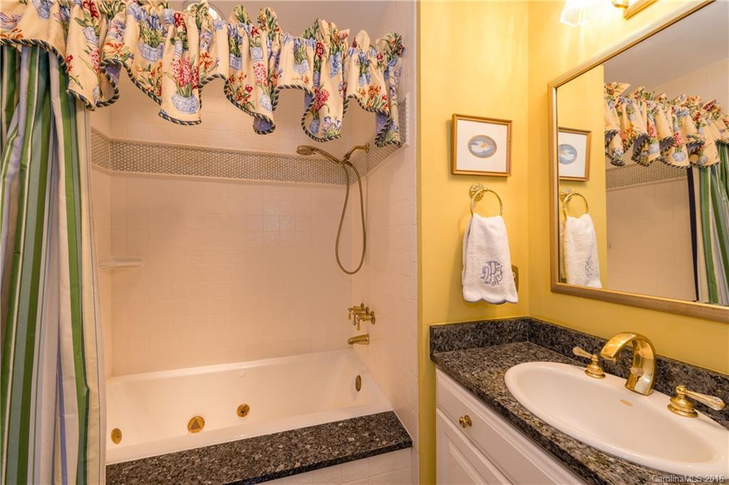581 Briarwood Road Lancaster, SC 29720 - Photo 11 of 28 Gallery Image 11
