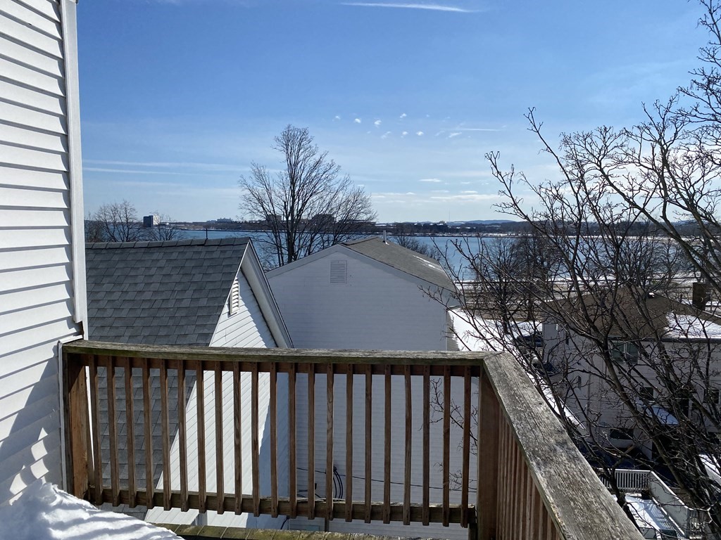 151 G Street, Unit 3 Boston, MA 02127 - Photo 33 of 33 a balcony with street view