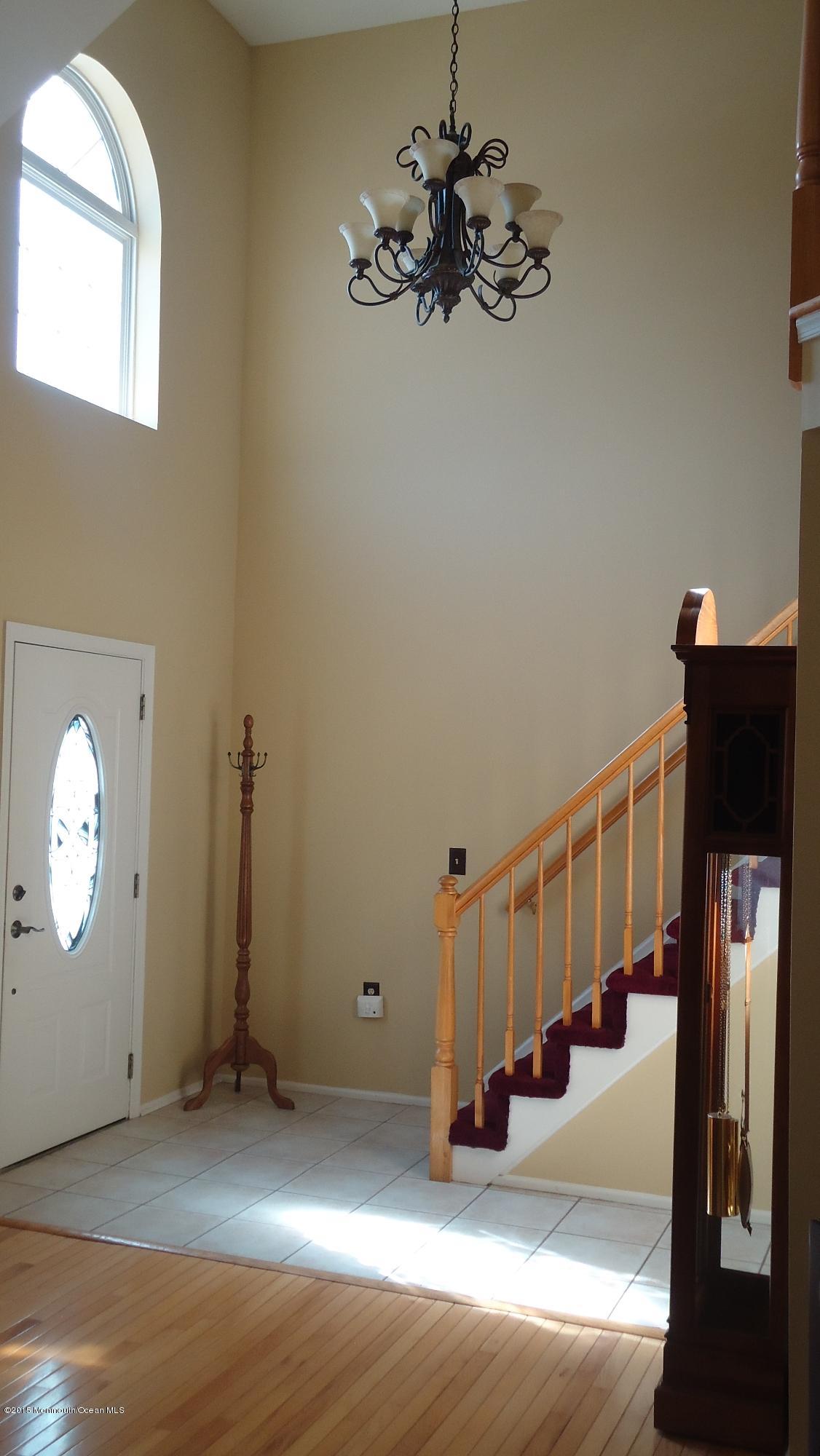 4 Shadow Ridge Court Howell, NJ 07731 - Photo 15 of 42 Paladium Window in Front Entry