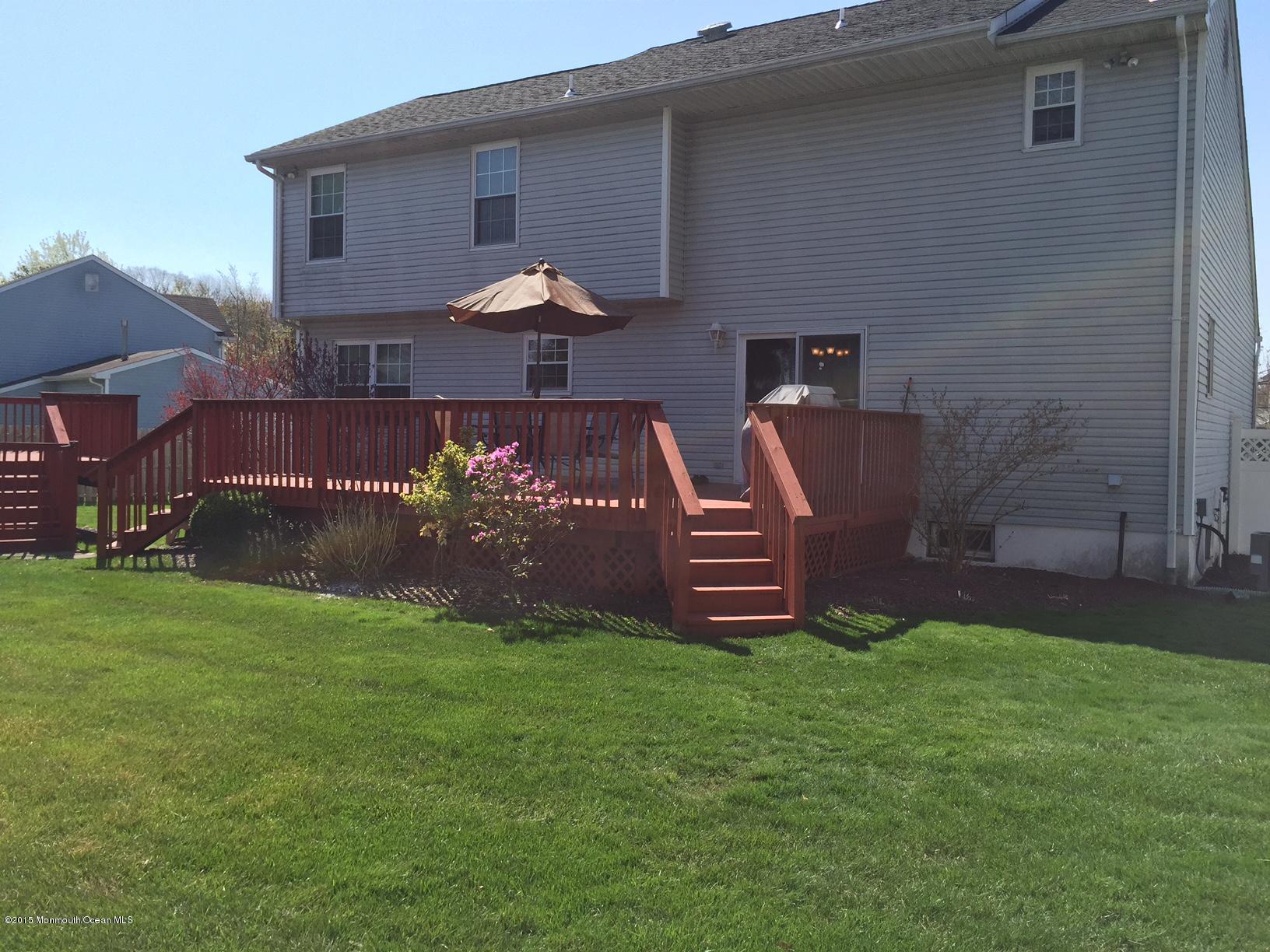 4 Shadow Ridge Court Howell, NJ 07731 - Photo 4 of 42 newlowerdeck