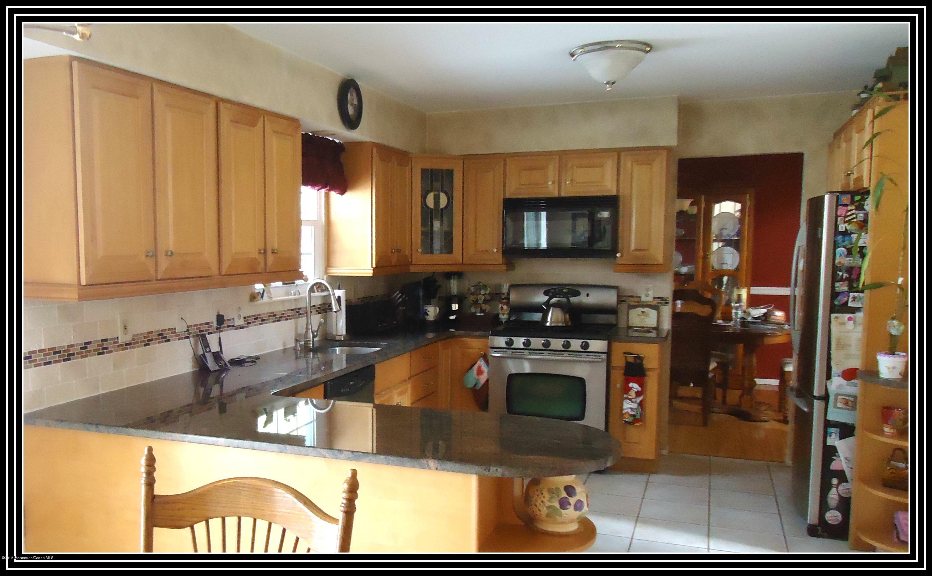 4 Shadow Ridge Court Howell, NJ 07731 - Photo 34 of 42 kitchendin