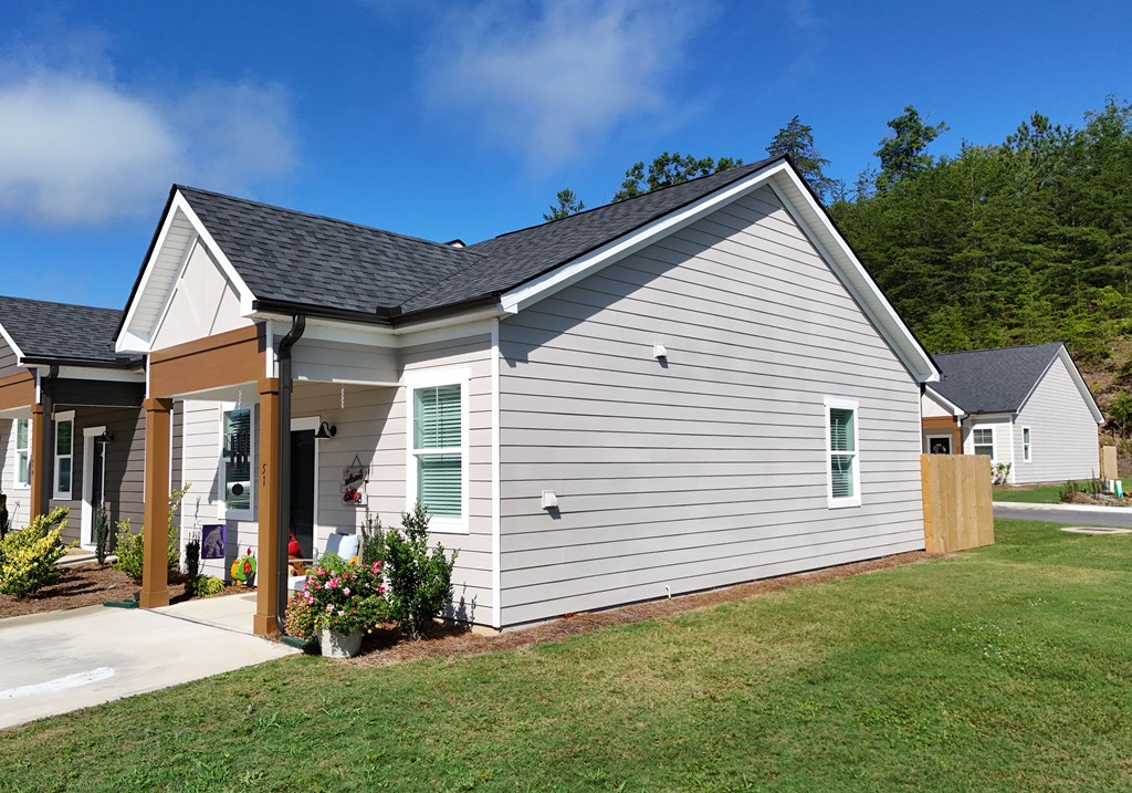 25 Grove Loop Blue Ridge, GA 30513 - Photo 16 of 38 Gallery Image 16