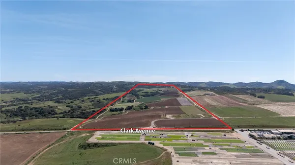 $14,448,888 | 0 East Clark Avenue, Santa Maria, CA 93455