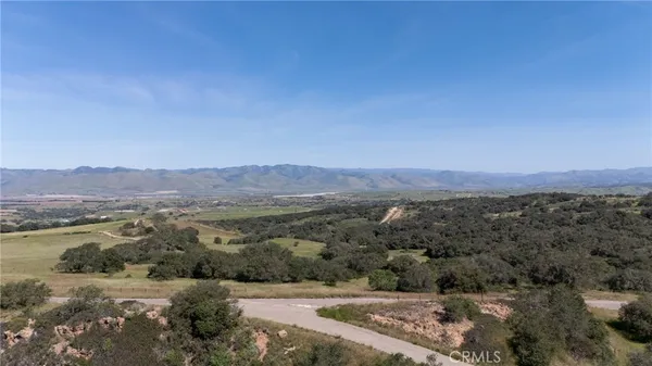 $14,448,888 | 0 East Clark Avenue, Santa Maria, CA 93455