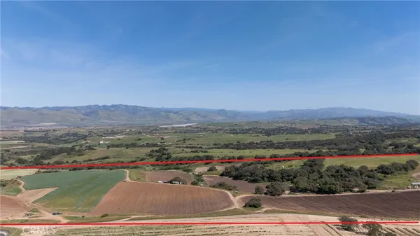 $14,448,888 | 0 East Clark Avenue, Santa Maria, CA 93455