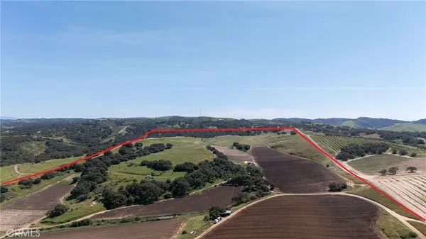 $14,448,888 | 0 East Clark Avenue, Santa Maria, CA 93455